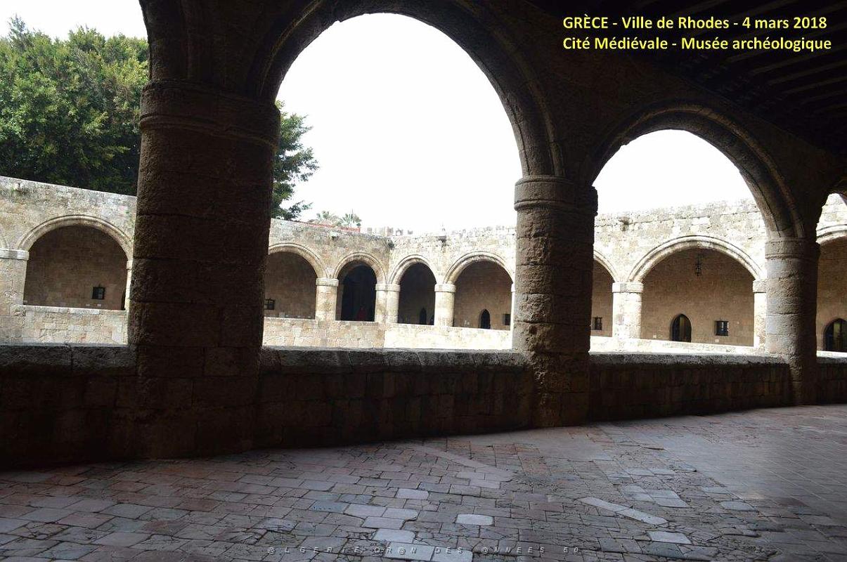 077- Musee archeologique Rhodes.JPG